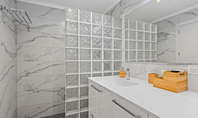 Herverkoop - Appartement / Flat -
la Nucia - La Nucia