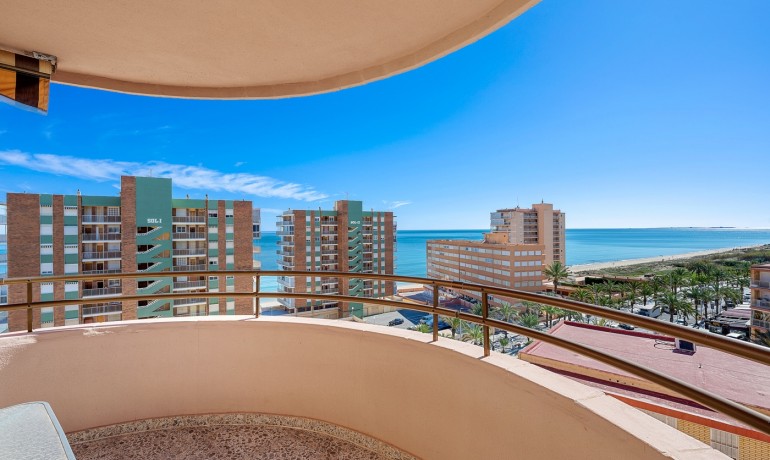 Herverkoop - Appartement / Flat -
Arenales del Sol - Segunda linea playa