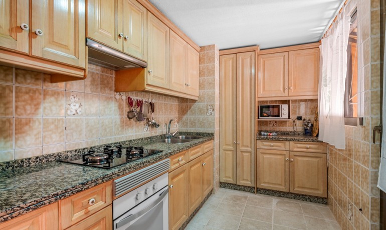 Herverkoop - Appartement / Flat -
Arenales del Sol - Segunda linea playa