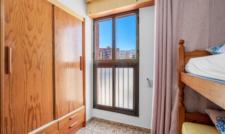 Herverkoop - Appartement / Flat -
Arenales del Sol - Segunda linea playa