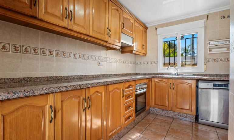 Herverkoop - Villa -
Orihuela Costa* - Castillo de Don Juan