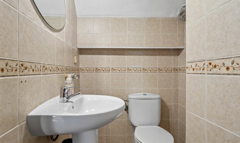 Herverkoop - Villa -
Orihuela Costa* - Castillo de Don Juan