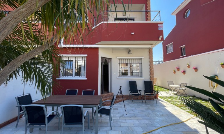 Sale - House -
Torre De La Horadada - Torre de la Horadada