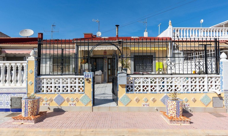 Herverkoop - Appartement / Flat -
Torrevieja* - Torretas