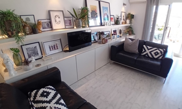 Herverkoop - Huis -
Algorfa - La Finca Golf Resort