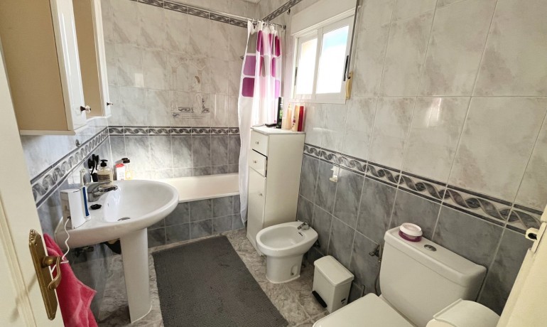 Herverkoop - Villa -
Benijofar* - Monte Azul/ El Dorado