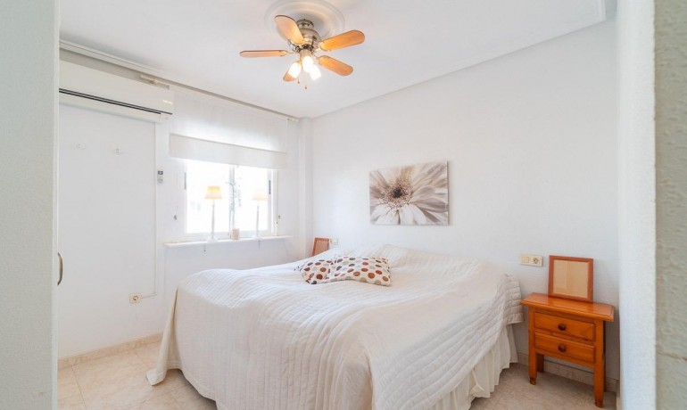 Sale - House -
Orihuela Costa* - Playa Flamenca