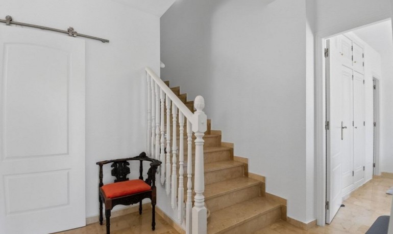 Venta - Villa -
Orihuela Costa - Las Ramblas