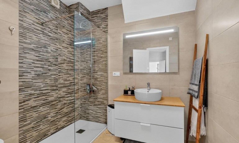 Venta - Villa -
Orihuela Costa - Las Ramblas