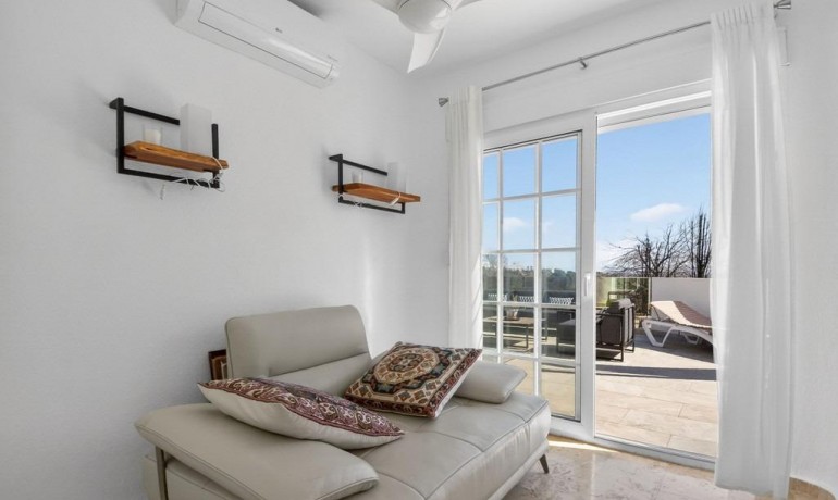 Venta - Villa -
Orihuela Costa - Las Ramblas