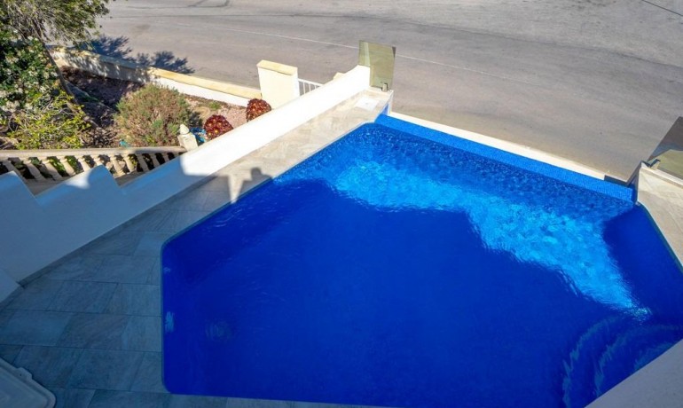 Venta - Villa -
Orihuela Costa - Las Ramblas