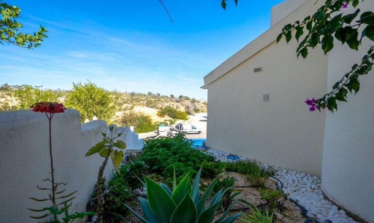 Venta - Villa -
Orihuela Costa - Las Ramblas