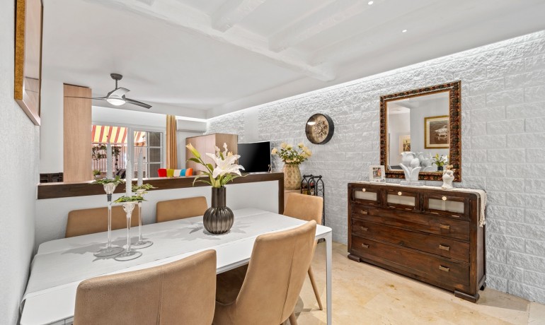 Herverkoop - Appartement / Flat -
Torrevieja* - Torrevieja