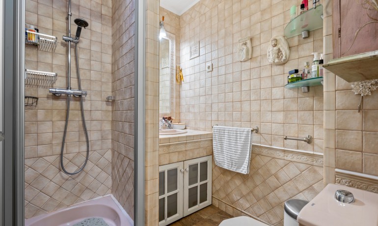 Herverkoop - Appartement / Flat -
Torrevieja* - Torrevieja