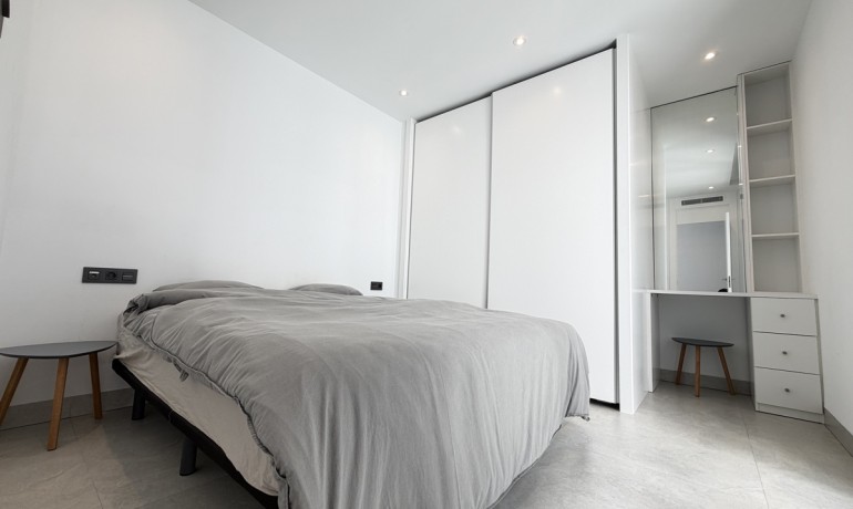 Venta - Villa -
Villamartin