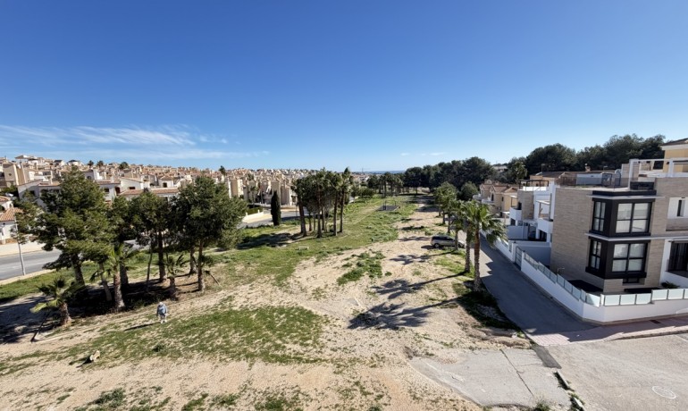 Venta - Villa -
Villamartin