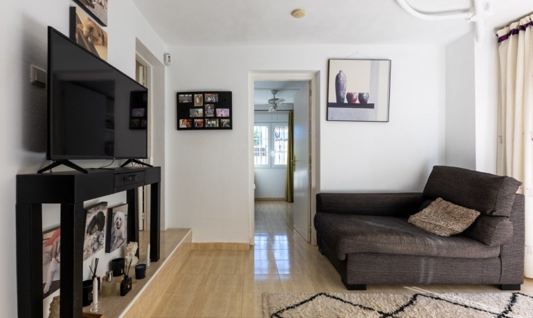 Sale - Villa -
Las Ramblas