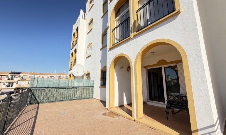 Herverkoop - Appartement / Flat -
La Zenia