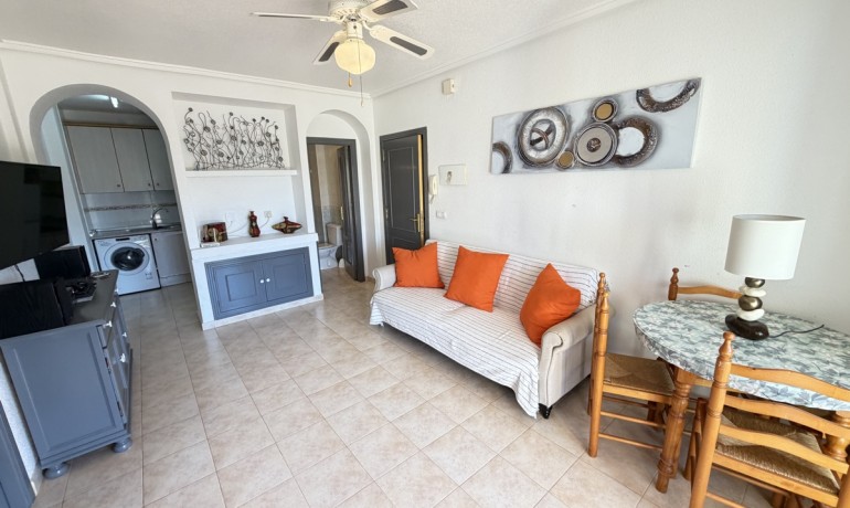 Herverkoop - Appartement / Flat -
La Zenia