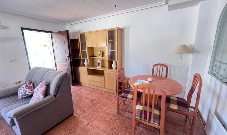 Venta - Casa -
Entre Naranjo - Vistabella Golf