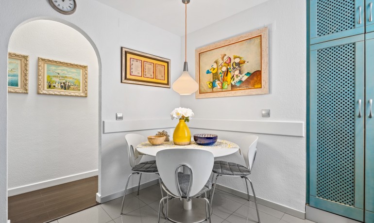 Herverkoop - Appartement / Flat -
Torrevieja - Torrevieja - Centre