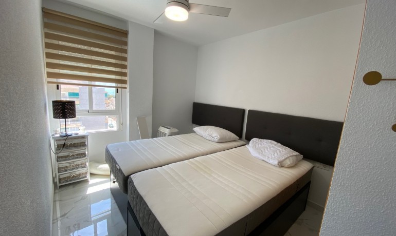 Revente - Appartement / Flat -
Torrevieja* - Punta Prima