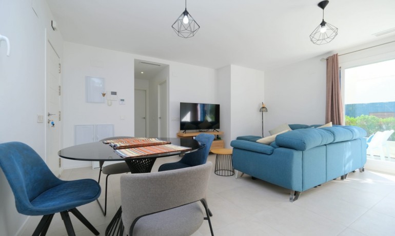 Venta - Apartamento / piso -
Playa Flamenca