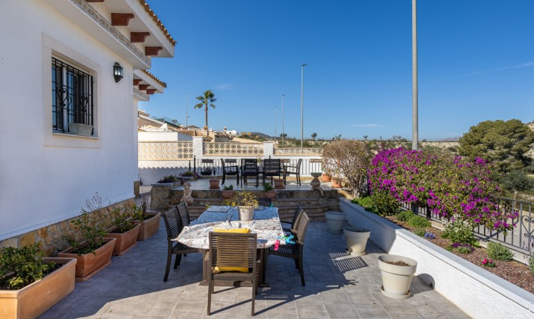 Herverkoop - Villa -
Bigastro - Villas Andrea