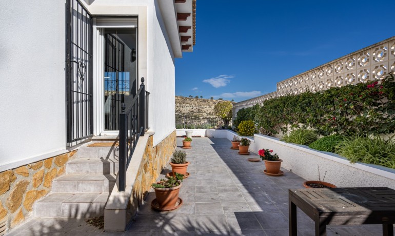 Herverkoop - Villa -
Bigastro - Villas Andrea