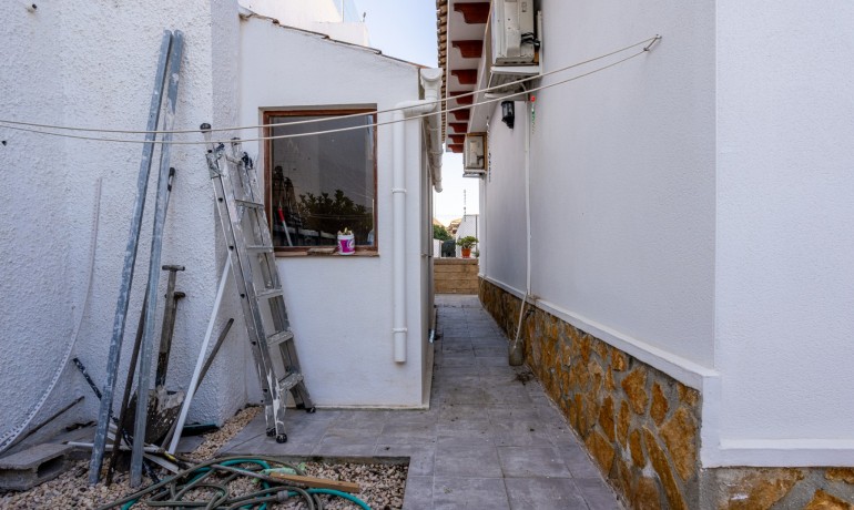 Herverkoop - Villa -
Bigastro - Villas Andrea