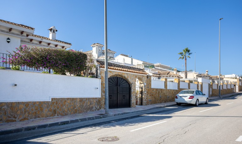 Herverkoop - Villa -
Bigastro - Villas Andrea