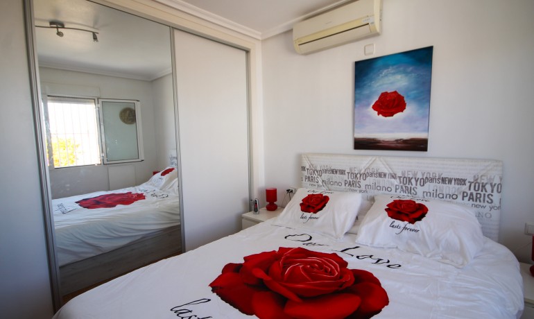 Herverkoop - Villa -
Orihuela Costa* - Orihuela Costa Alicante