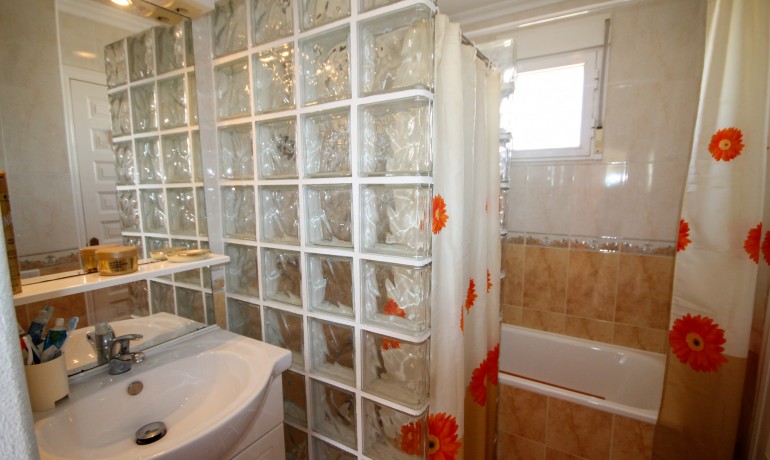 Herverkoop - Villa -
Orihuela Costa* - Orihuela Costa Alicante