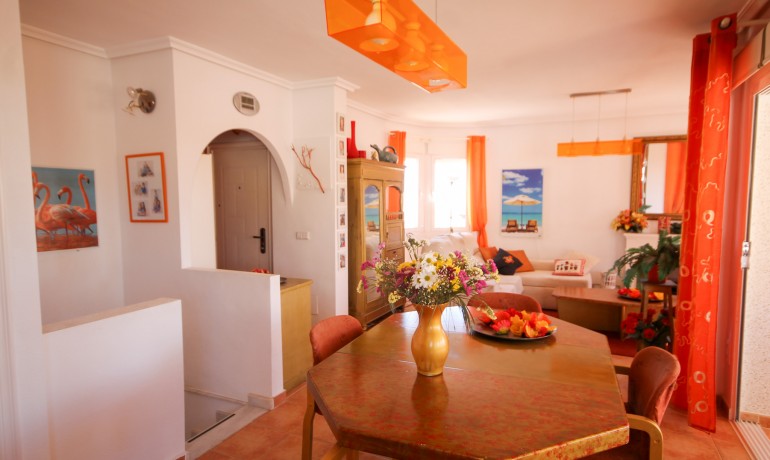 Herverkoop - Villa -
Orihuela Costa* - Orihuela Costa Alicante