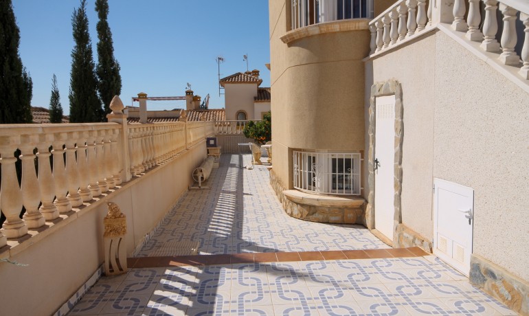 Herverkoop - Villa -
Orihuela Costa* - Orihuela Costa Alicante