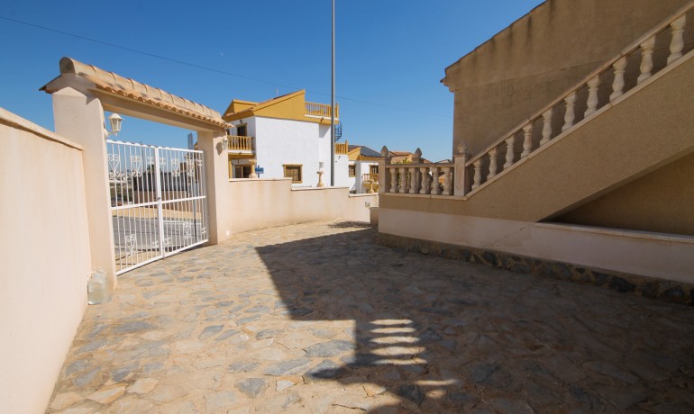 Herverkoop - Villa -
Orihuela Costa* - Orihuela Costa Alicante