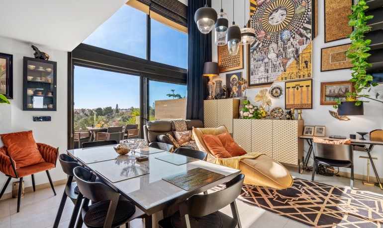 Sale - Apartment / Flat -
Villamartín