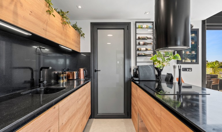 Sale - Apartment / Flat -
Villamartín