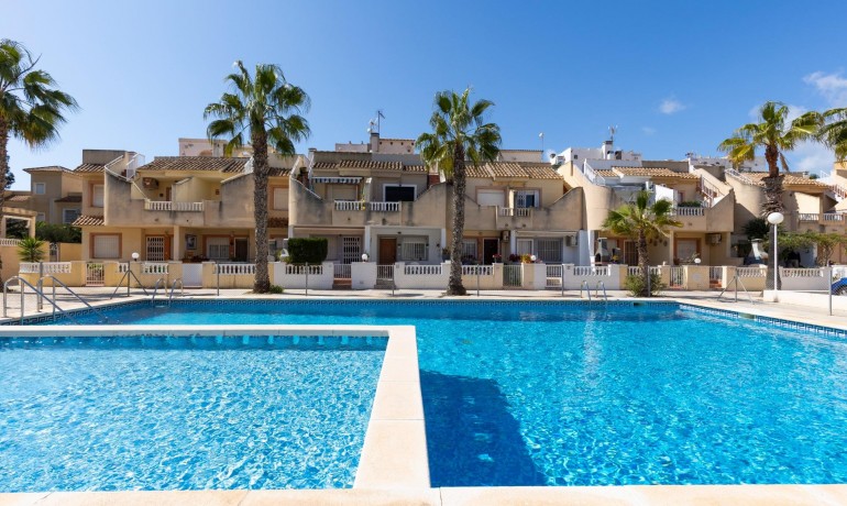 Herverkoop - Appartement / Flat -
Guardamar del Segura* - Urbanizaciones