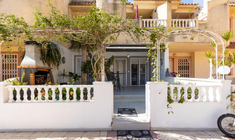 Herverkoop - Appartement / Flat -
Guardamar del Segura* - Urbanizaciones