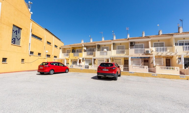 Herverkoop - Appartement / Flat -
Guardamar del Segura* - Urbanizaciones