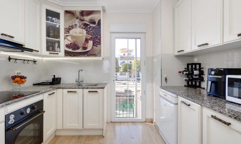 Herverkoop - Huis -
Torrevieja*