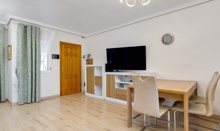 Herverkoop - Huis -
Torrevieja*