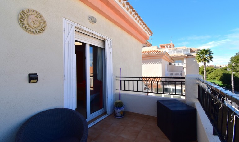 Sale - House -
Orihuela Costa - Playa Flamenca