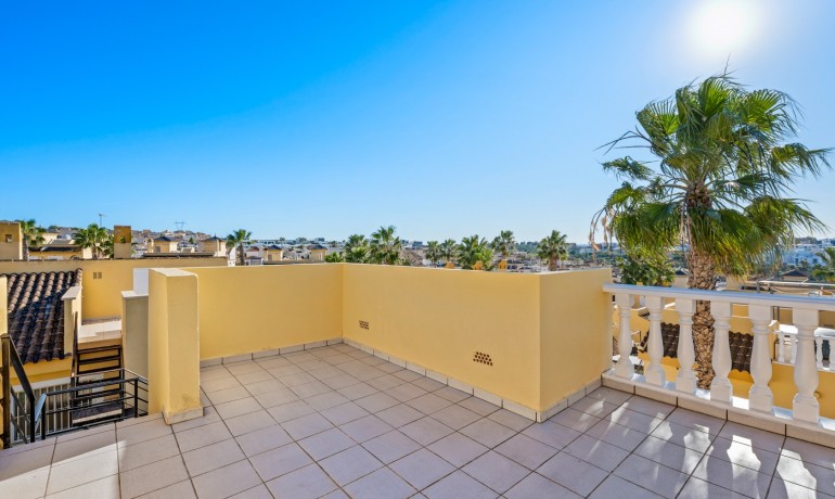 Herverkoop - Villa -
Benimar