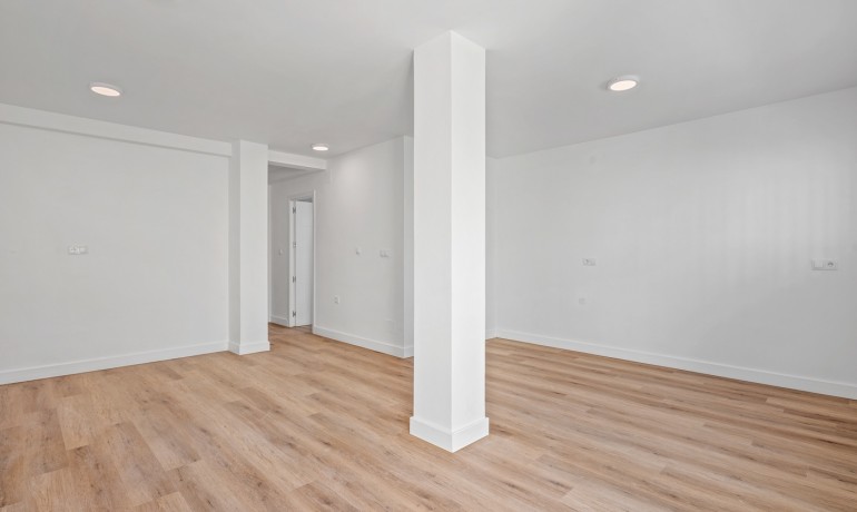 Herverkoop - Villa -
Benimar