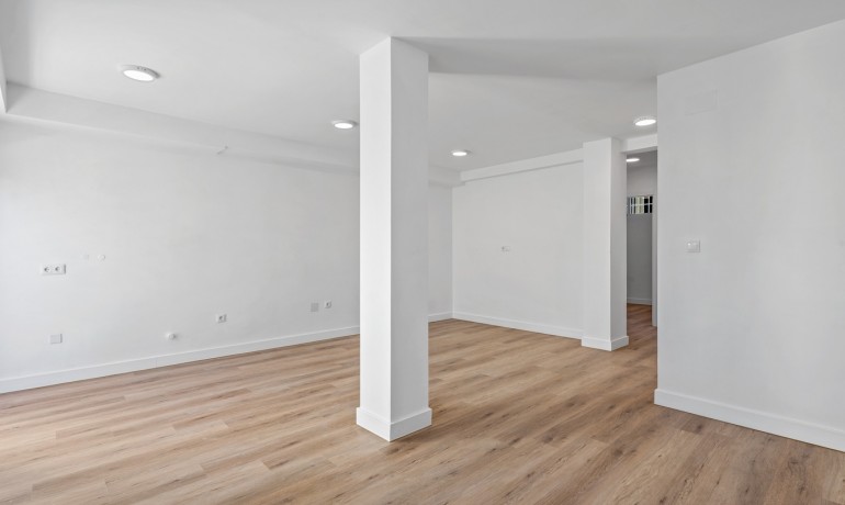 Herverkoop - Villa -
Benimar