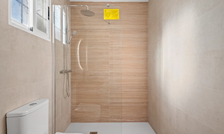 Herverkoop - Villa -
Benimar