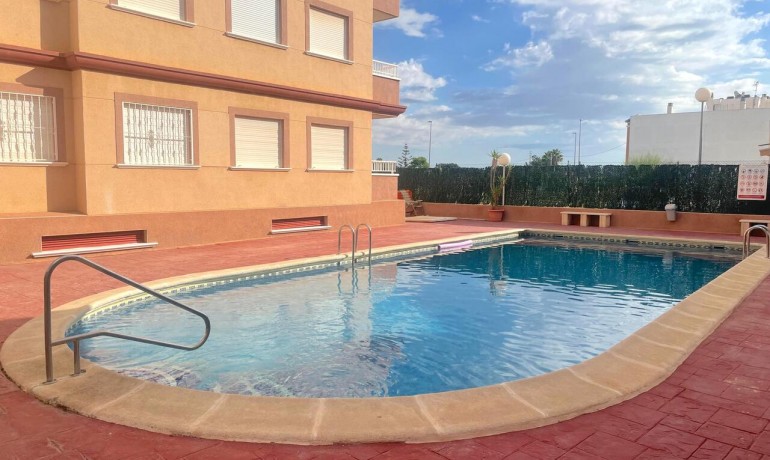 Herverkoop - Appartement / Flat -
Algorfa* - Algorfa