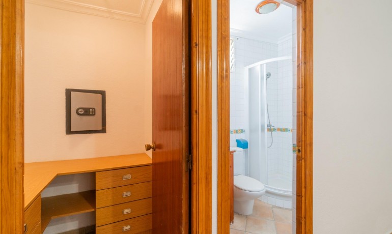 Herverkoop - Villa -
Torrevieja* - Los altos